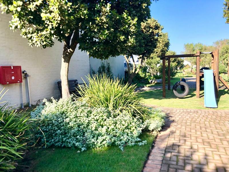 3 Bedroom Property for Sale in Sandbaai Western Cape